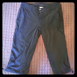 Columbia hiking capris